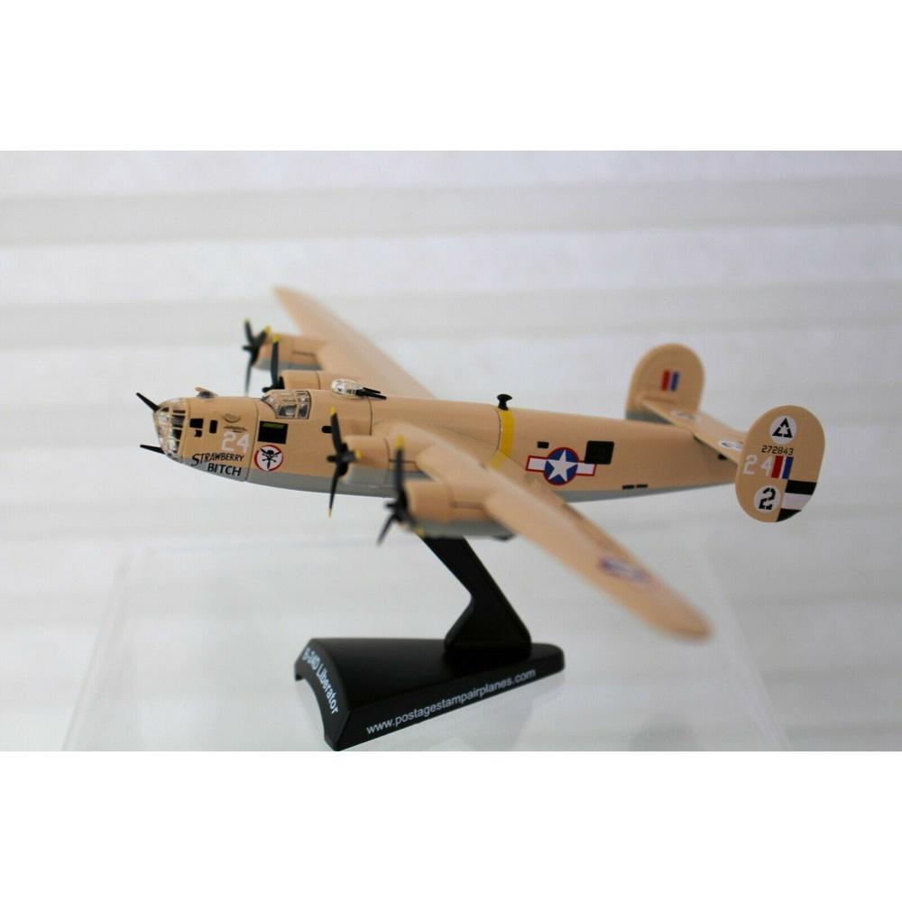 1/163 Die-Cast Postage Stamp B-24D Liberator Strawberry Bitch USAAF