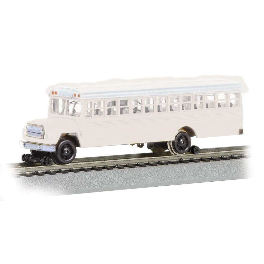 Bachmann HO Bus w/ High Railers