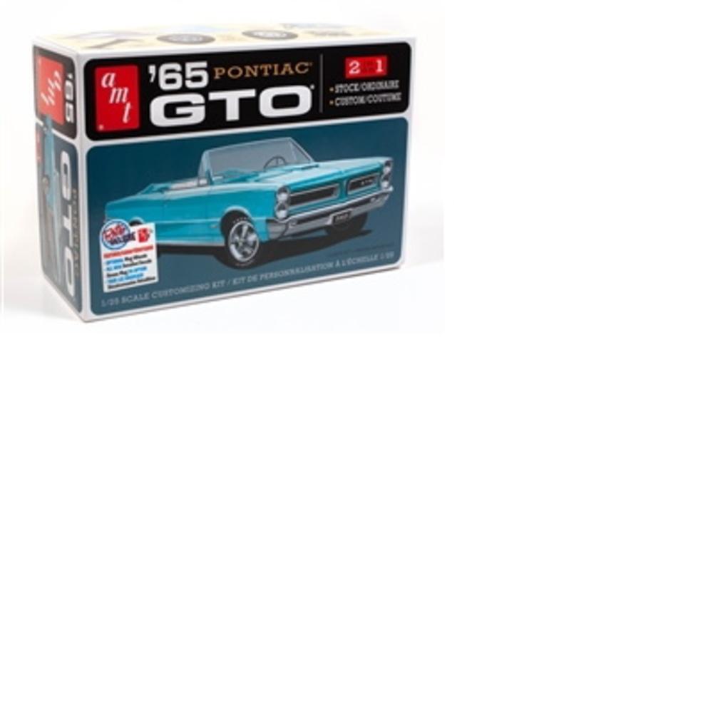 AMT 1/25 1965 Pontiac GTO 2-in-1 Model Kit