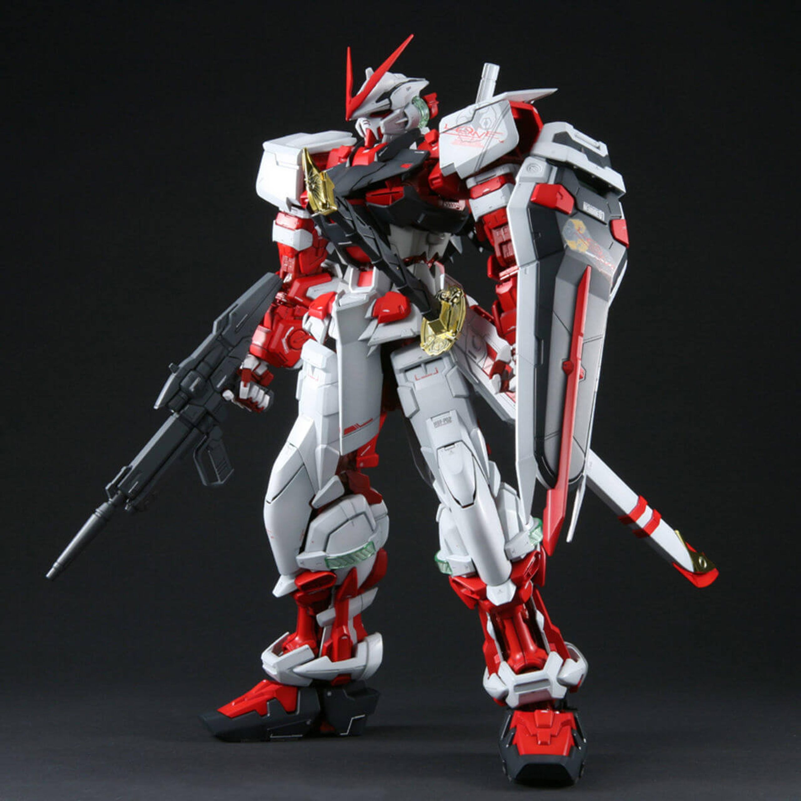 1/60 PG MBF-P02 Gundam Astray Red Frame