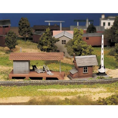 O-Scale Loading Platform & Crossing Kit