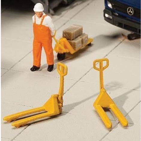 HO Kit - Pallet Jacks pkg (4)