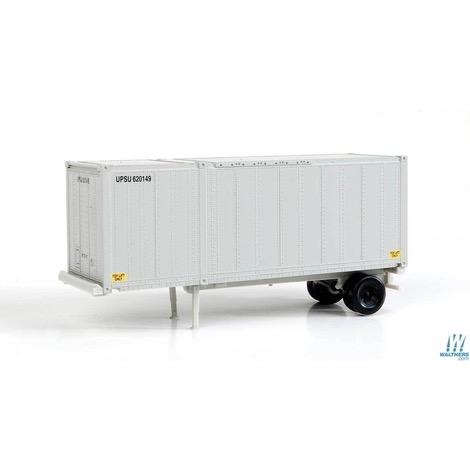 HO 28 Container with Chassis 2-Pack - Assembled - UPS UPSZ (gray)