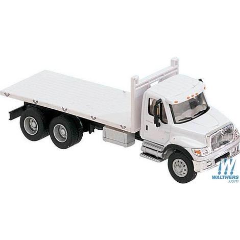 HO Walthers International(R) 7600 3-Axle Flatbed Truck - White
