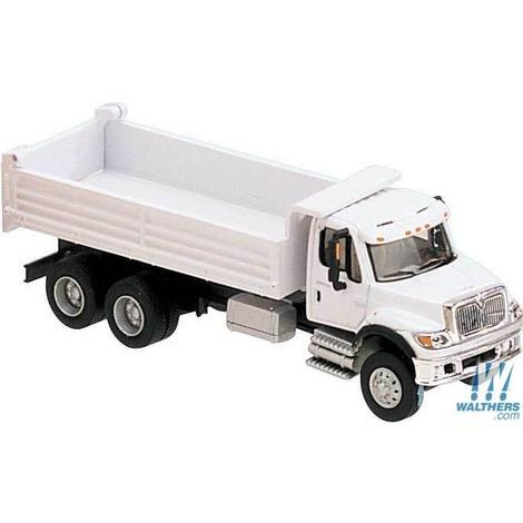 HO International(R) 7600 3-Axle Heavy-Duty Dump Truck - Assembled