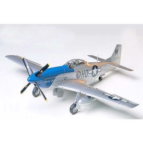 1/48 North American P-51D Mustang - 8th Air Force