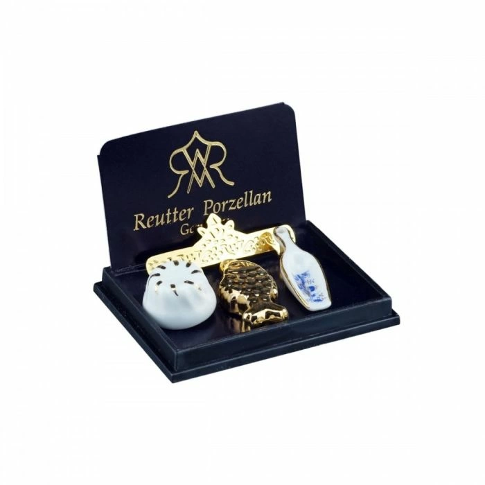 Kitchen Wall Rack with Accessories