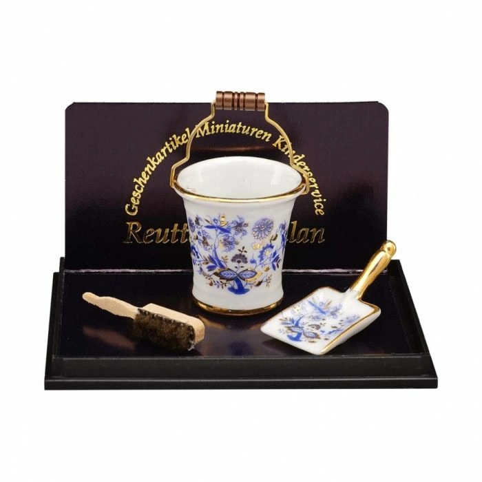 Blue and Gold Cleaning Set