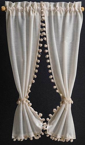 Country Curtains, Ecru