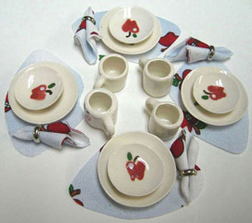 4 Dinner and Dessert Plates, Mugs, Placemats and Napkins