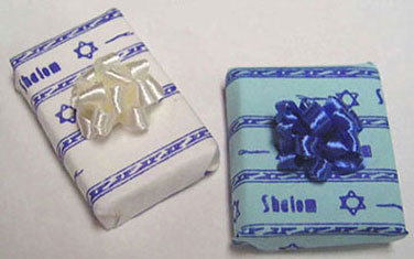 Shalom Gift-Specify Blue Or White