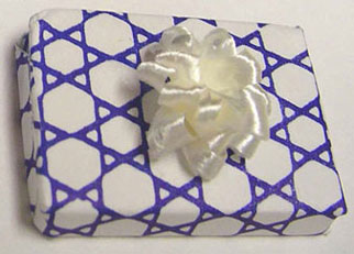 Star Paper Gift, White