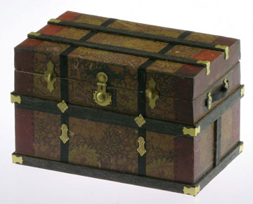 Lithograph Wooden Trunk Kit, Wm Morris 1