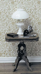 M-550 Victorian Table Minikit, Brown