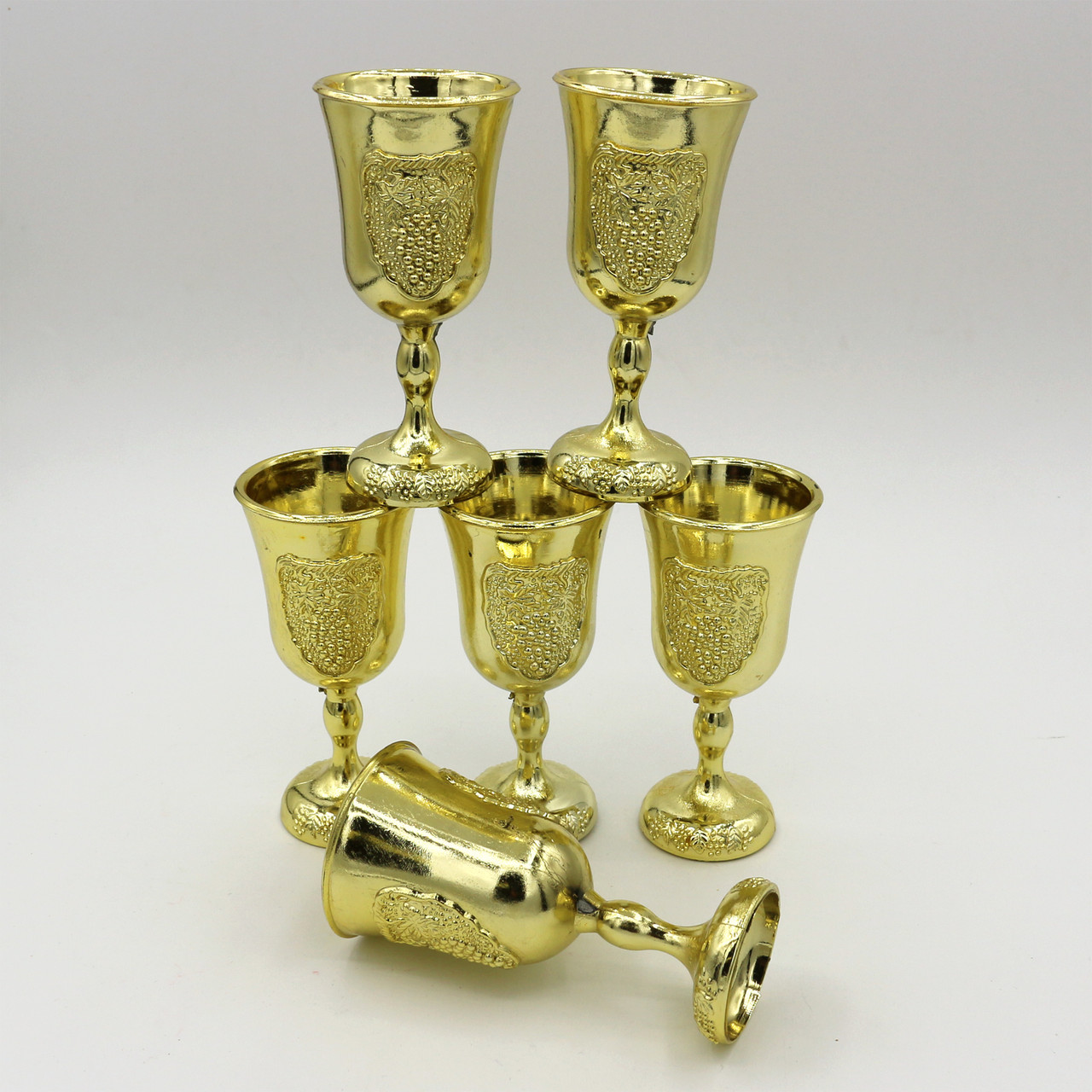 18 Gold Plastic Kiddush Cup 3.3"