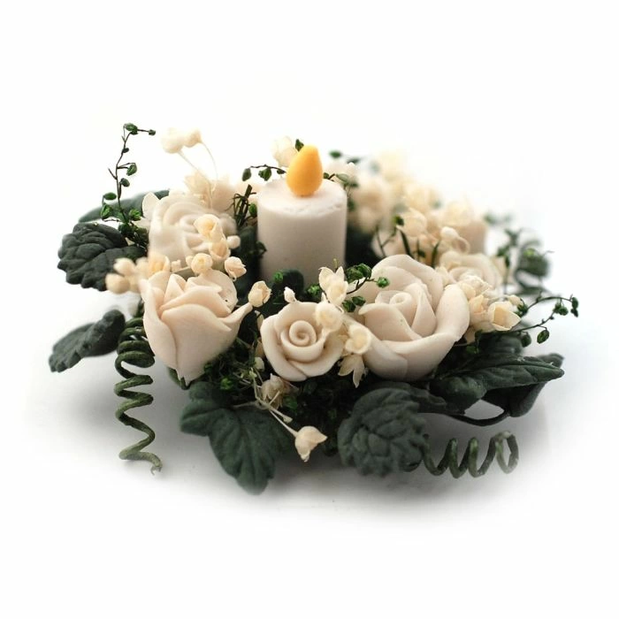White & Green Table Decoration