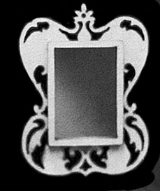 Kit, Victorian Shelf