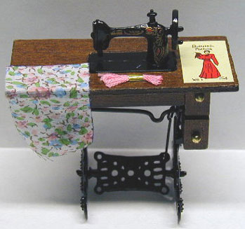 Walnut Sewing Machine Pattern