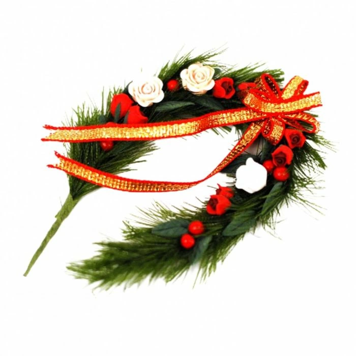 Hanging Christmas Garland